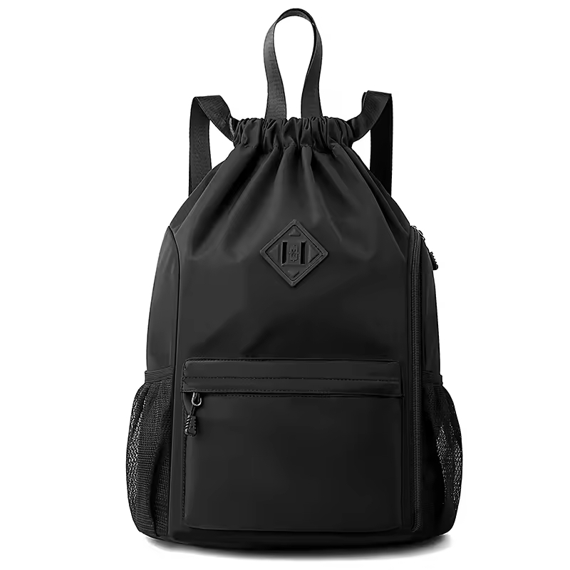 Zaino con coulisse di diverse dimensioni per riporre gli oggetti in viaggio